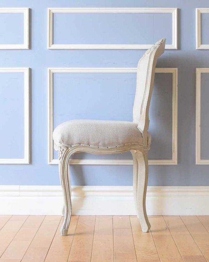 アンティーク風椅子、お花の彫刻が可愛いコクシグルのチェア(cff-1020