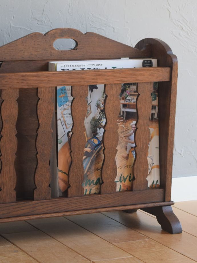 フランスのアンティークマガジンラック、持ち手が付いたおしゃれな