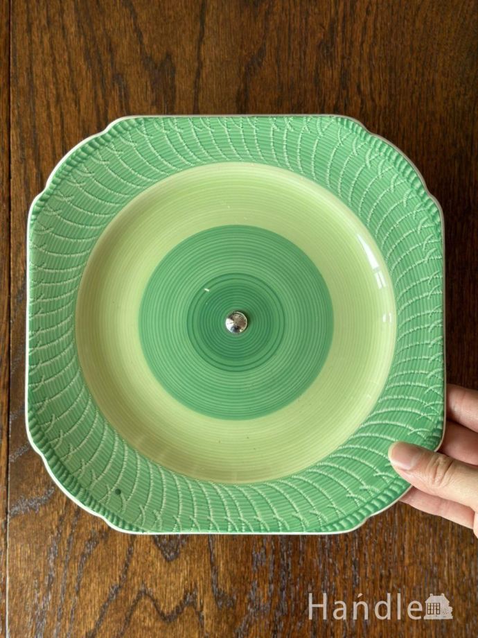 イギリスから届いたシェリーのアンティーク皿、爽やかなグリーン色の