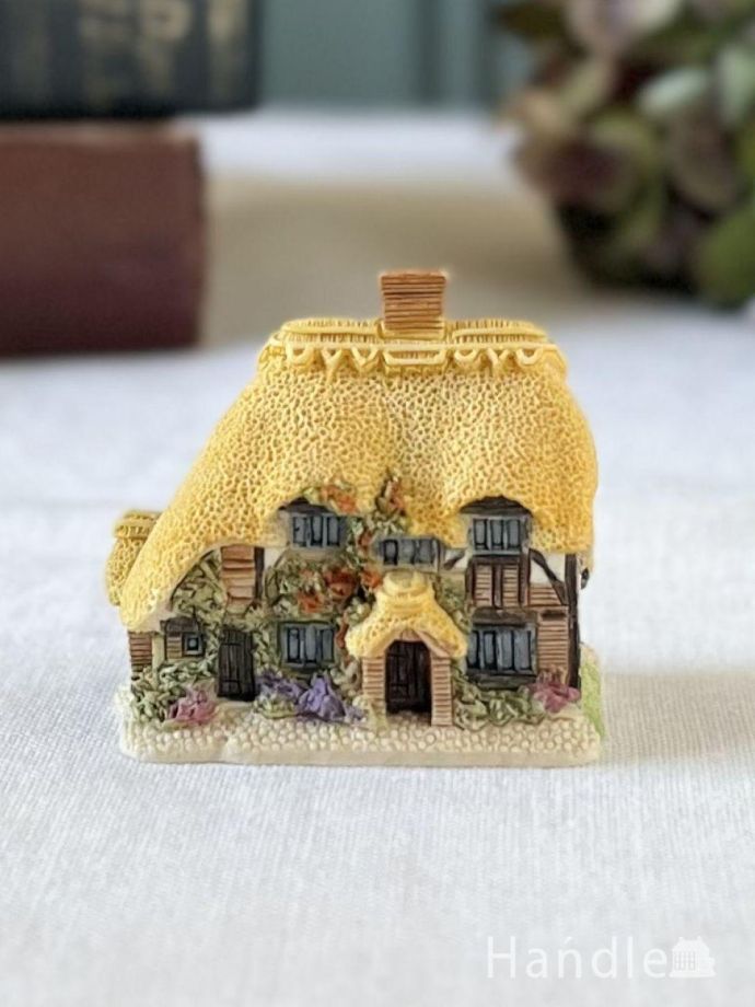 初めて見つけた小さなリリパットレーン、イギリスから届いた可愛いお家