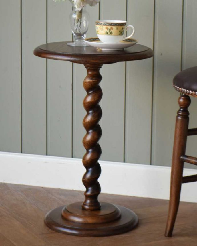 英国スタイルに似合うアンティーク風家具、フラワースタンド（花台）(y
