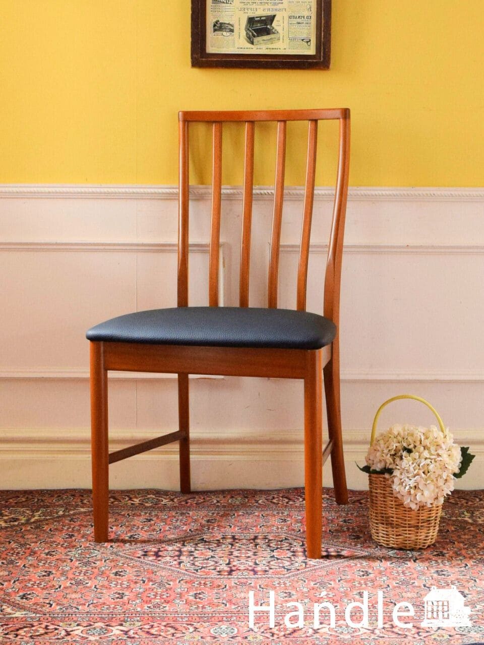 イギリスから届いたチーク材のダイニング椅子、北欧スタイルの