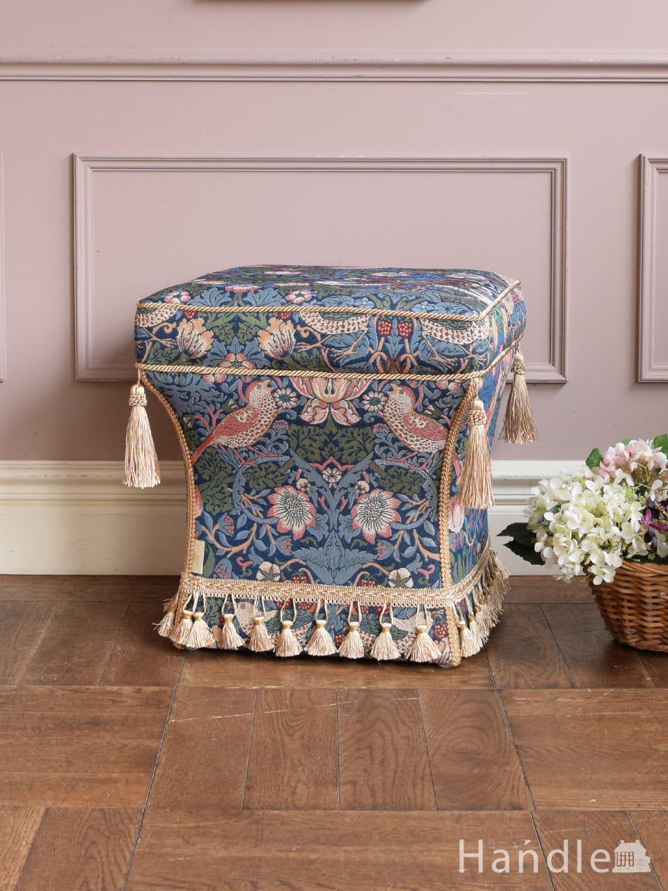 お庭やテラスを彩るアンティーク風の折りたたみガーデンチェア(y-149-c