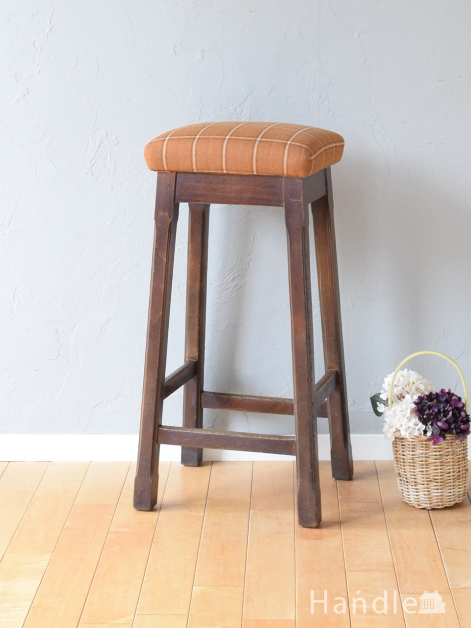 イギリスから届いたおしゃれなパブスツール、アンティークのハイ