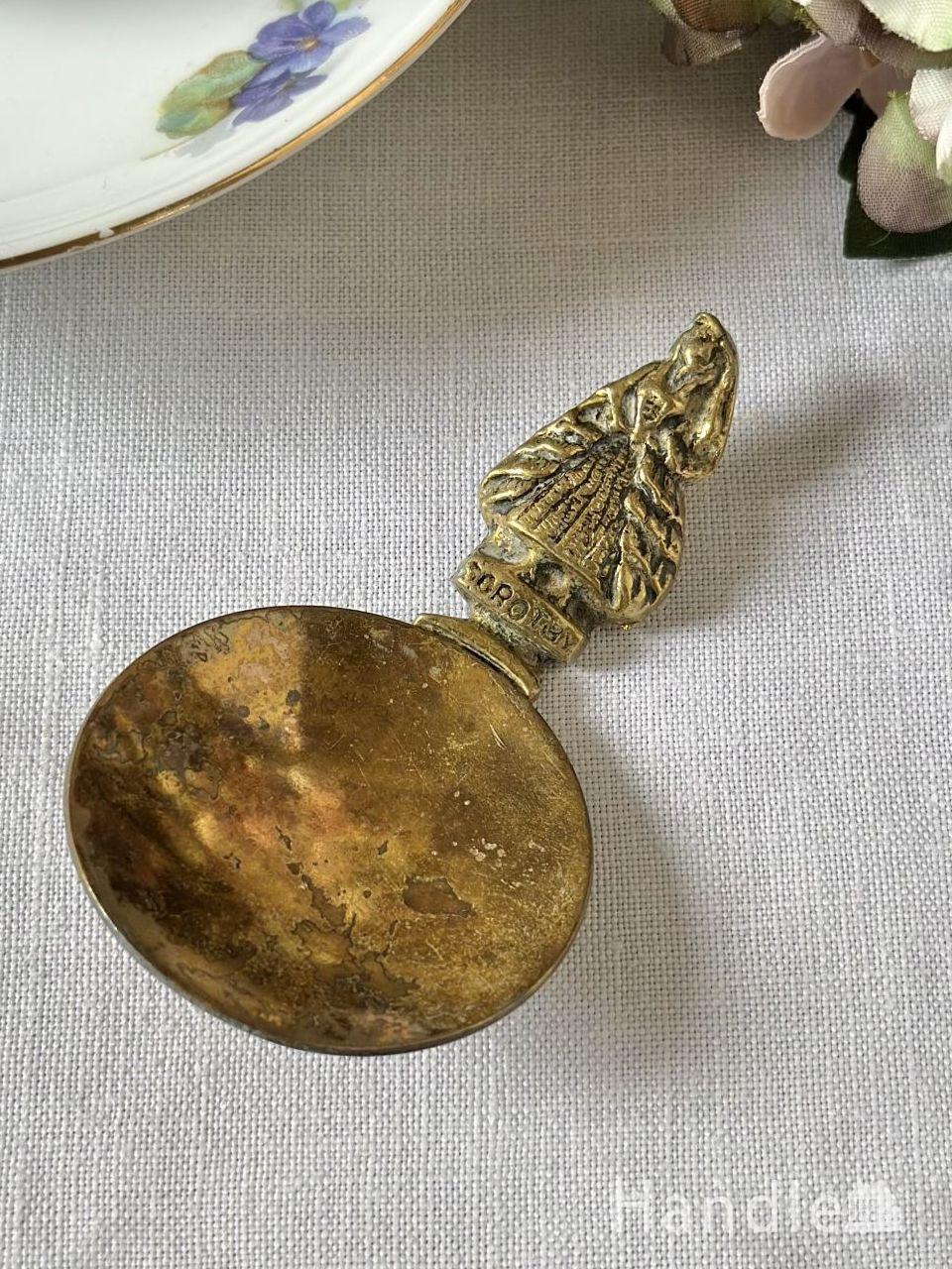 イギリスアンティークのガラスのカトラリー、プレスドグラスの