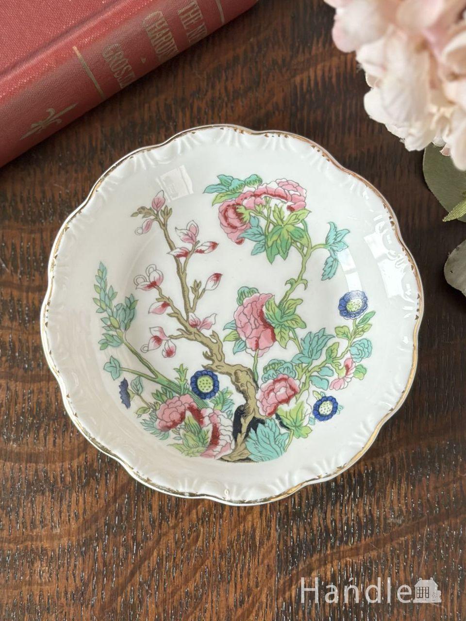 英国から届いたロイヤルウースターの小皿、お花が描かれたアンティーク