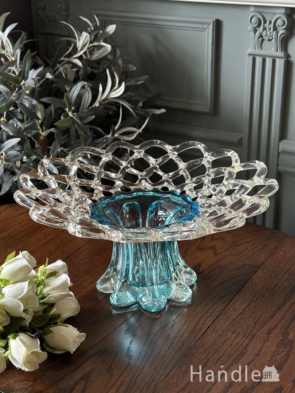 フランスから届いたアンティークガラスの器、フレンチスタイルの美しい