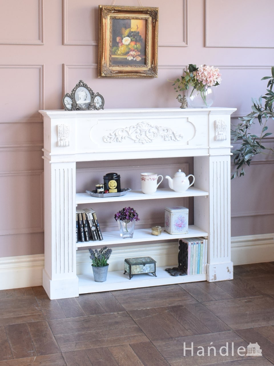 アンティーク家具屋が選んだ、おしゃれなアンティーク風のカップボード