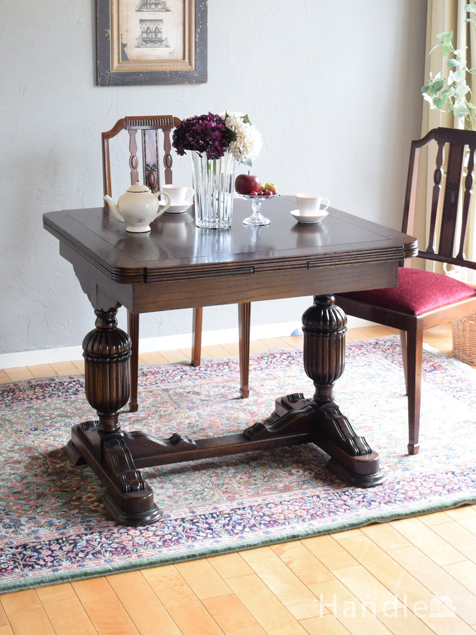 イギリスで見つけた伸長式のテーブル、アンティークのゲートレッグ