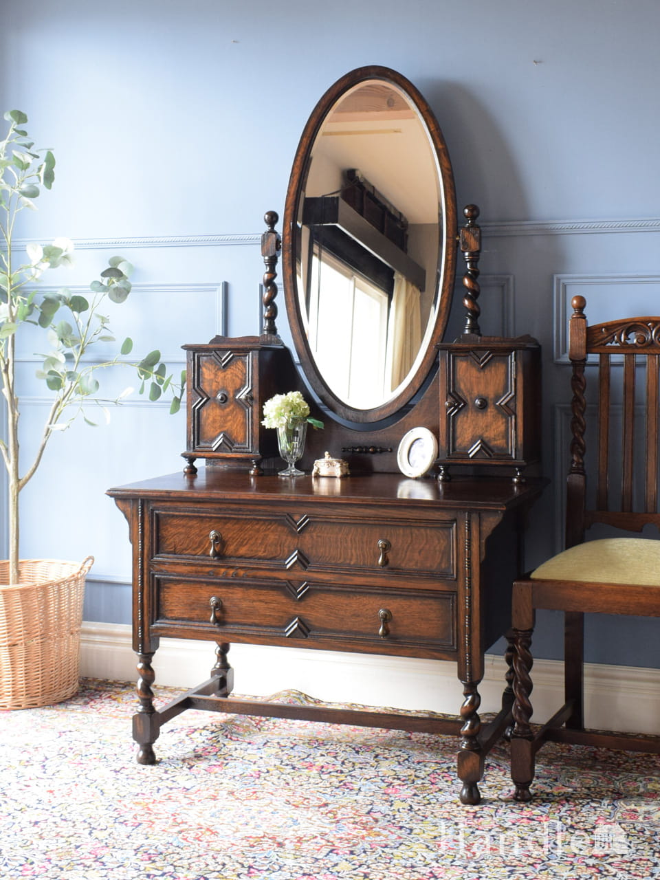 三面鏡の付いた優雅なアンティークドレッシングテーブル（鏡台）(k