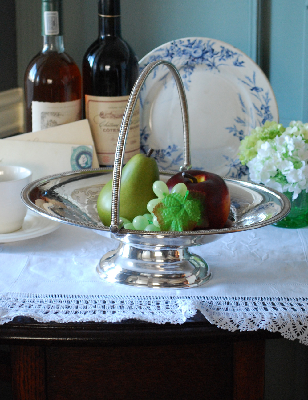 英国で出会った銀食器、持ち手付きのバスケット（アンティークシルバー