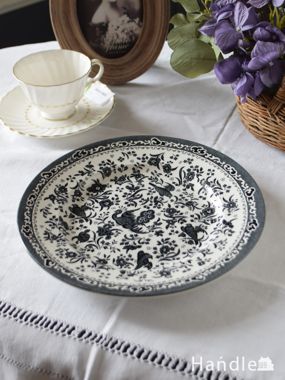 英国バーレイ社の食器、ブラックリーガルピーコックのプレート25.5cm