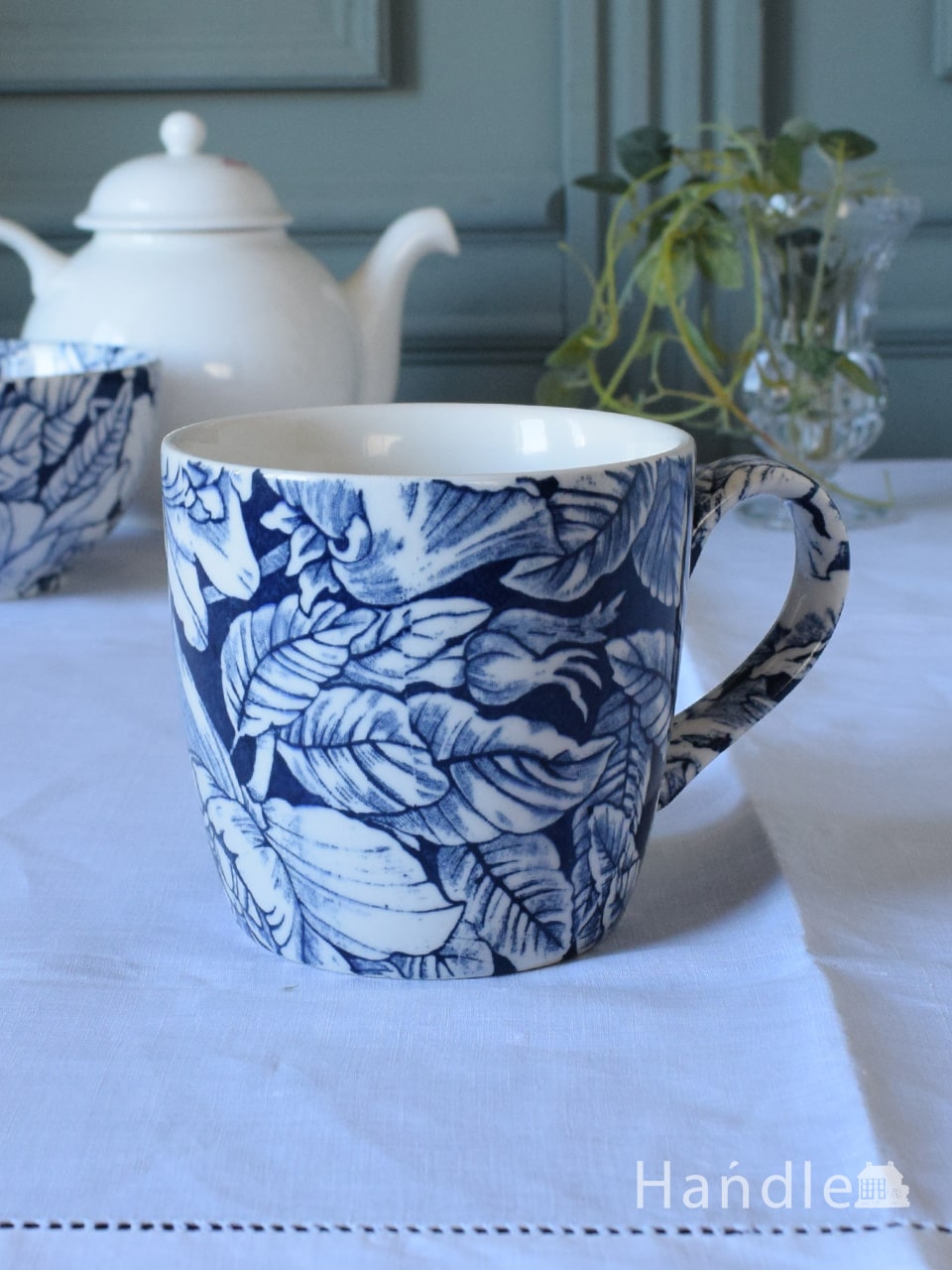 バーレイ社のおしゃれな食器、インクブルーハイビスカスのオズボーン