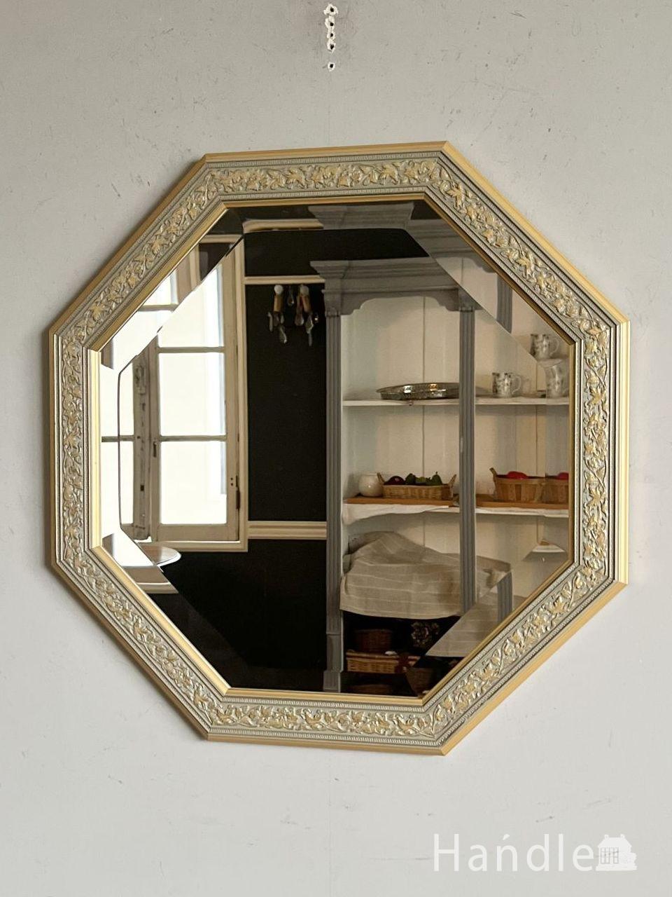 イタリアから届いた白い壁掛け鏡、華やかなウォールミラー(n21-130