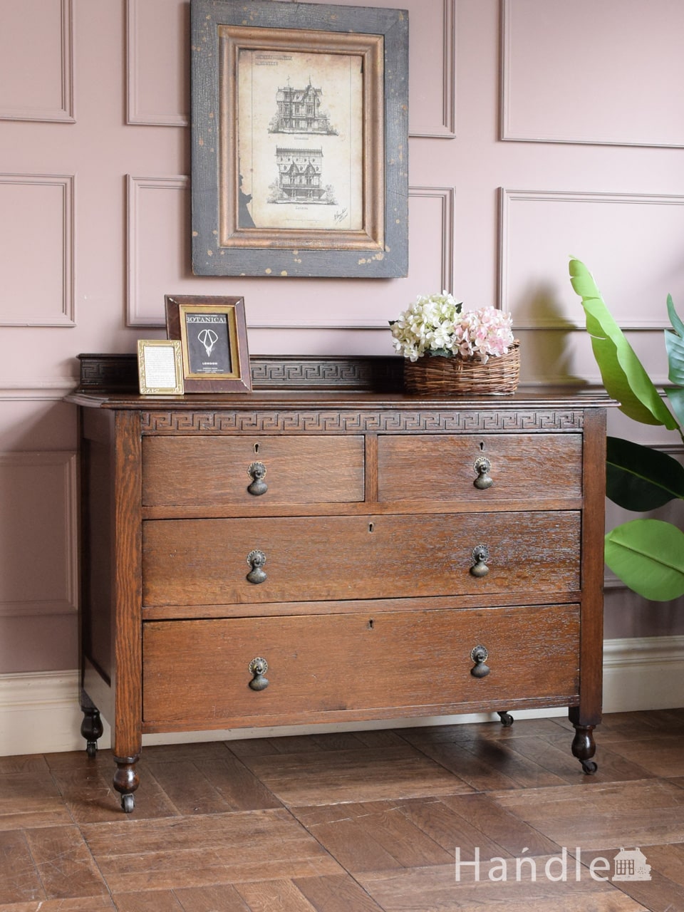 フランスからのペイント家具、引き出しがたくさんのアンティーク