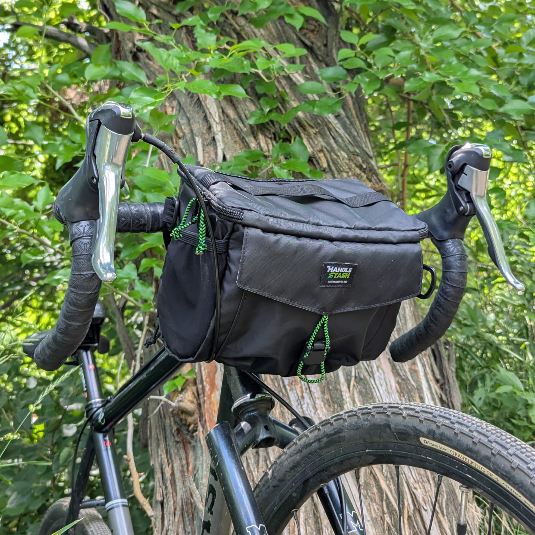 Stashquatch Handlebar Bag - ECOPAK Double Black Diamond – HandleStash