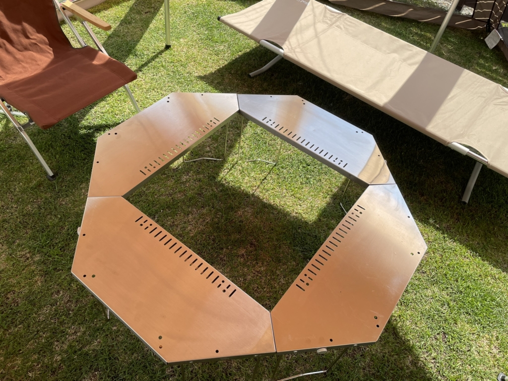 レビュー】スノーピーク「ジカロテーブル」の魅力とは？焚き火・BBQ