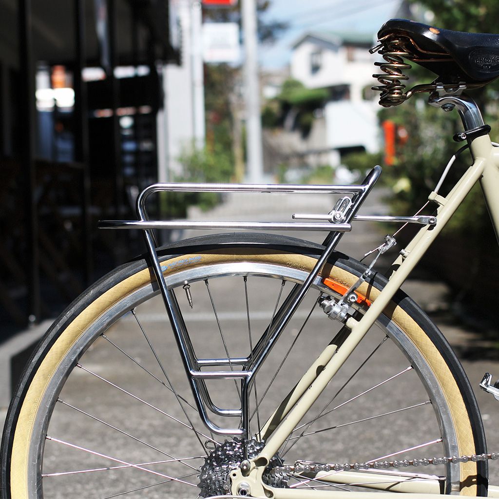 高さ・角度の微調整が可能！SimWorks by NITTOのオンザロードラック