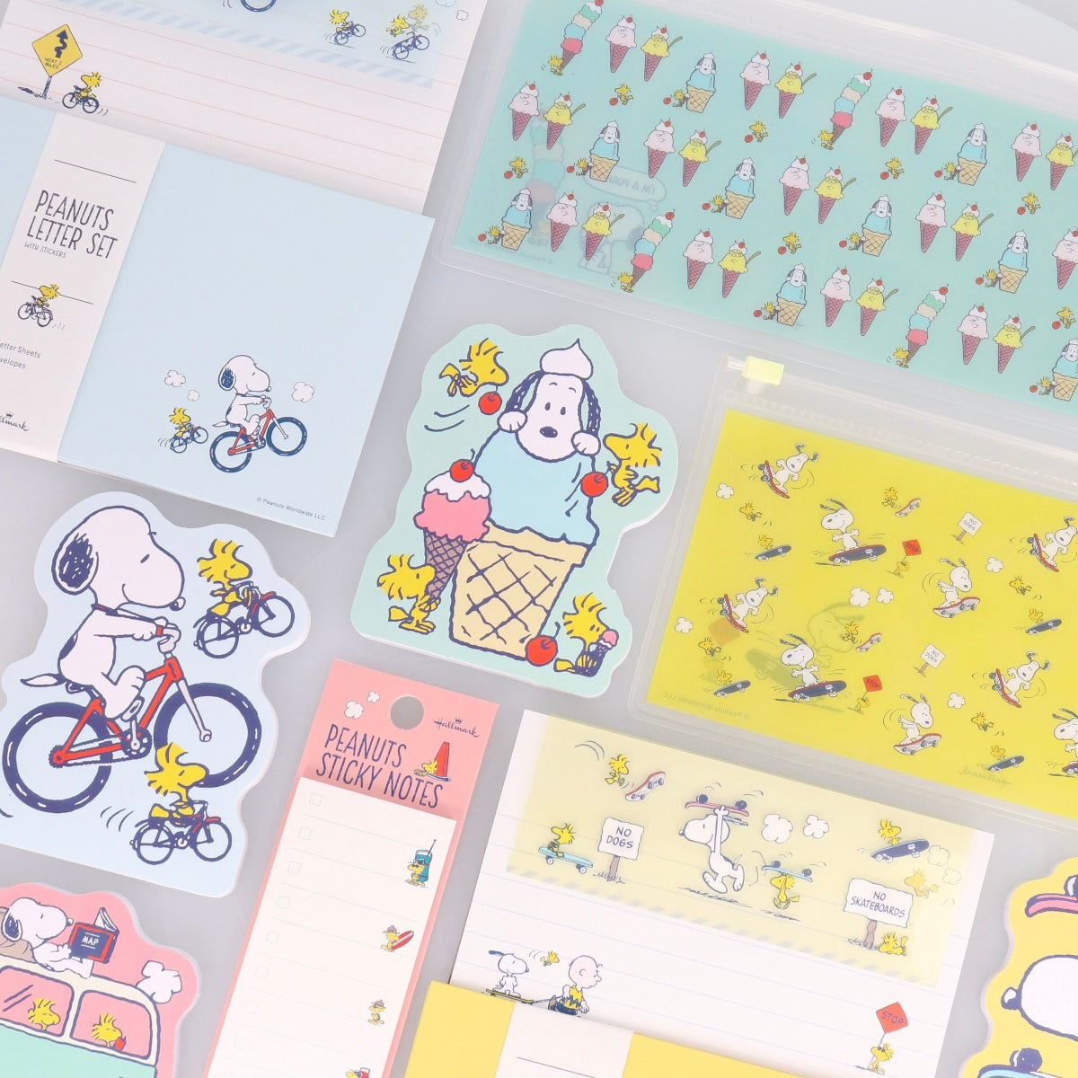 スヌーピー Let's have a HAPPY JOURNEY イエロー スケボー【レター