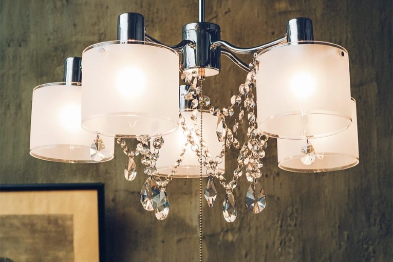 シャンデリア Salice サリーチェ｜ライト・照明｜シャンデリア