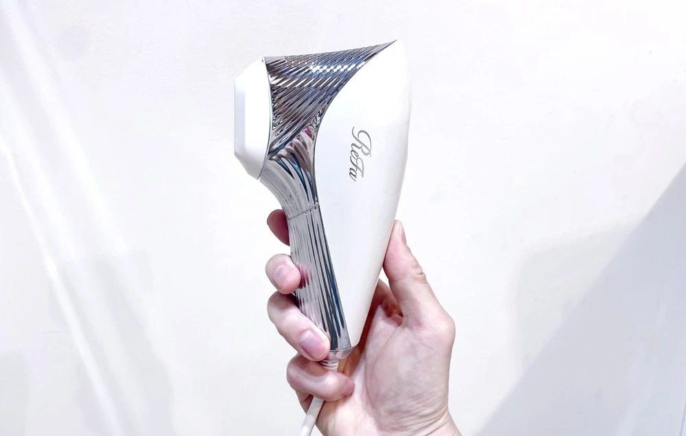 光美容器】リファエピW(ダブル)を美容師が口コミレビュー！違いや使い