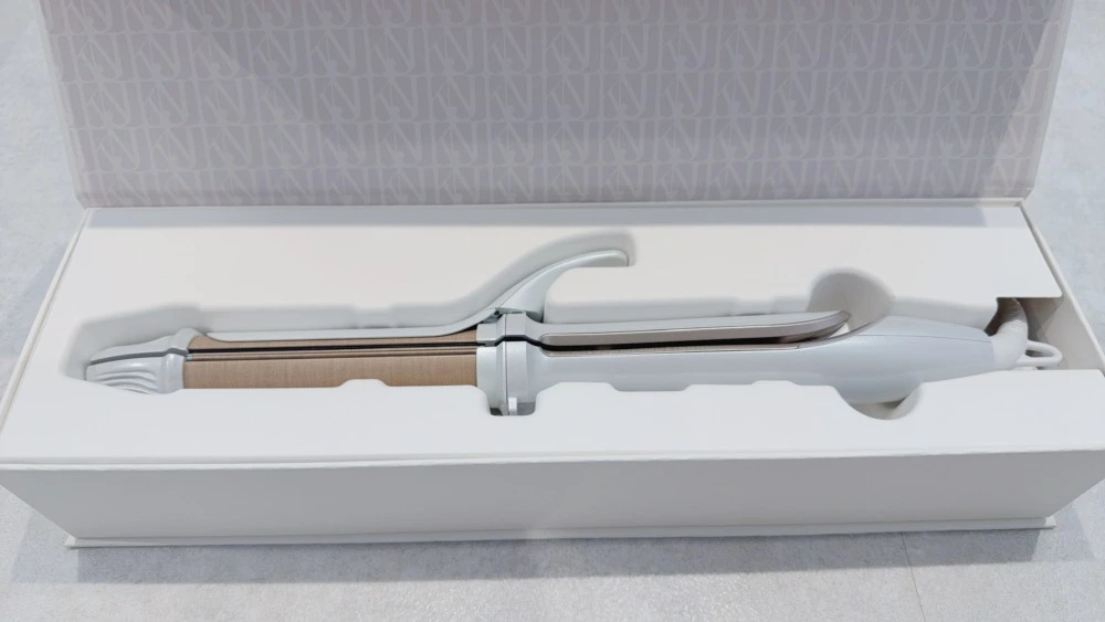 口コミ】絹女の2WAYアイロンを美容師が正直レビュー！使い心地や違いを