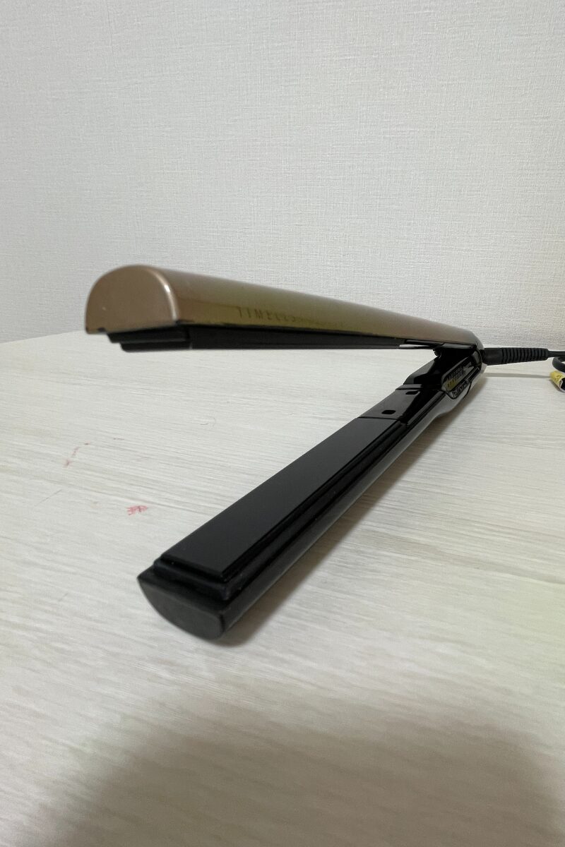 口コミは？】ヘアビューロンストレート4DPlus[ストレート]美容師が解説！