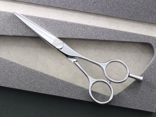 中古シザー】 FUK（5.5インチ）セルフカット用 ハサミ屋はやし