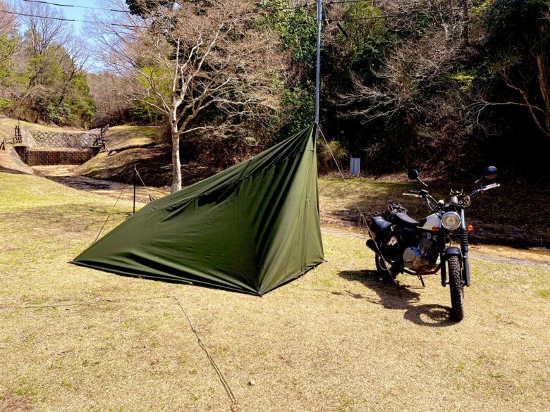 ワークマン】サバイバルタープは変幻自在で自由度が高い！ワークマン