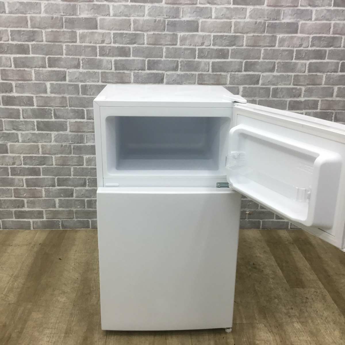 マクスゼン 冷蔵庫 2ドア 87L 右開き ホワイト JR087ML01WH 2021年製