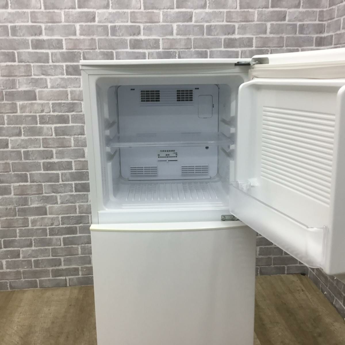 ユーイング 冷蔵庫 2ドア 140L 右開き ホワイト UR-F140J(W) 2018年製