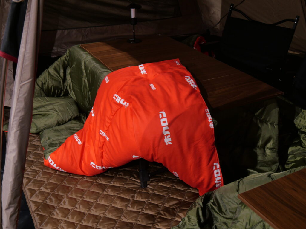 情報解禁】100点限定「ホカロンこたつ」など注目アイテムが衝撃