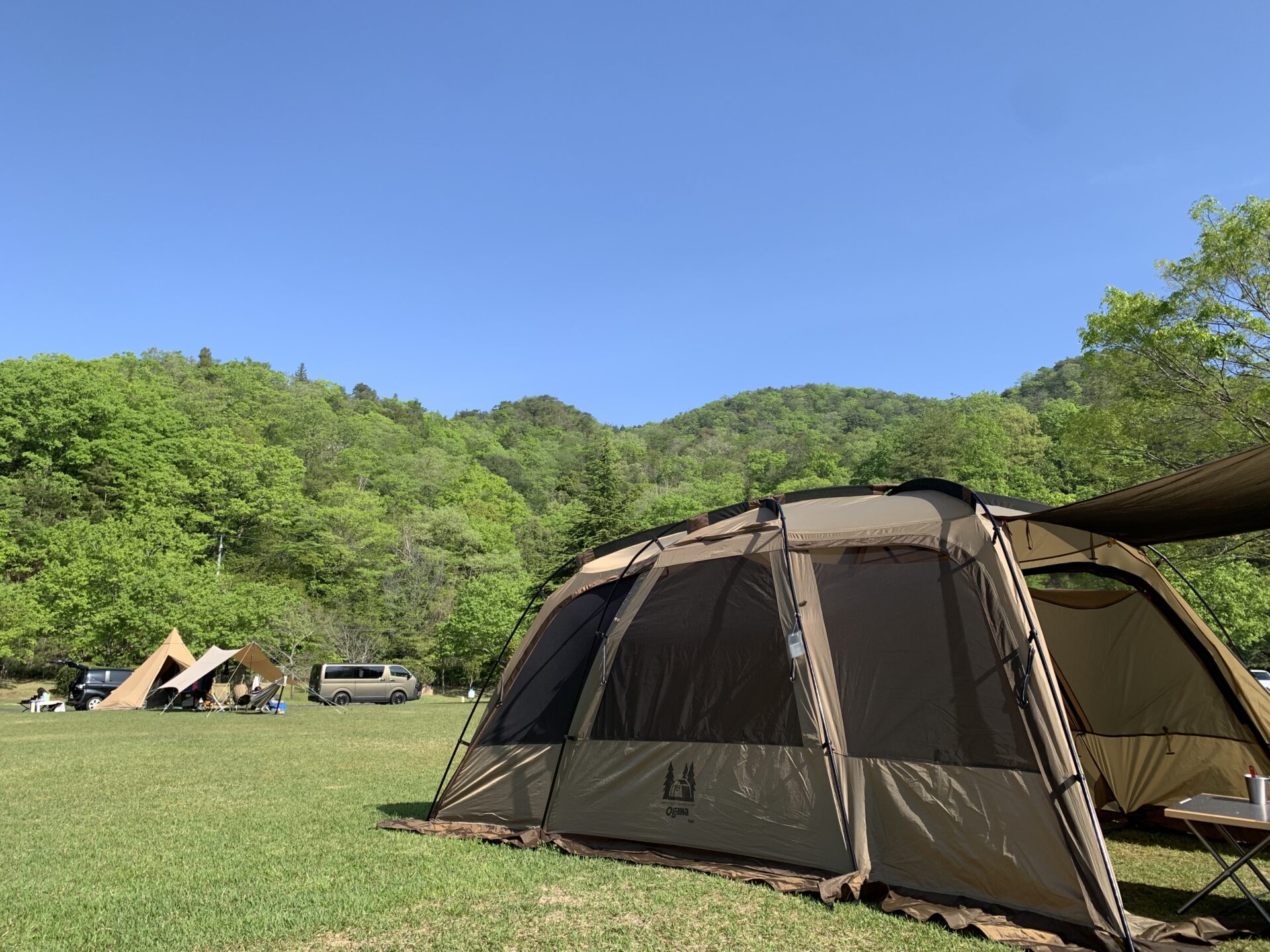 終了＞【Amazon BLACK FRIDAY】半額も！ファミリーテントのおすすめ15