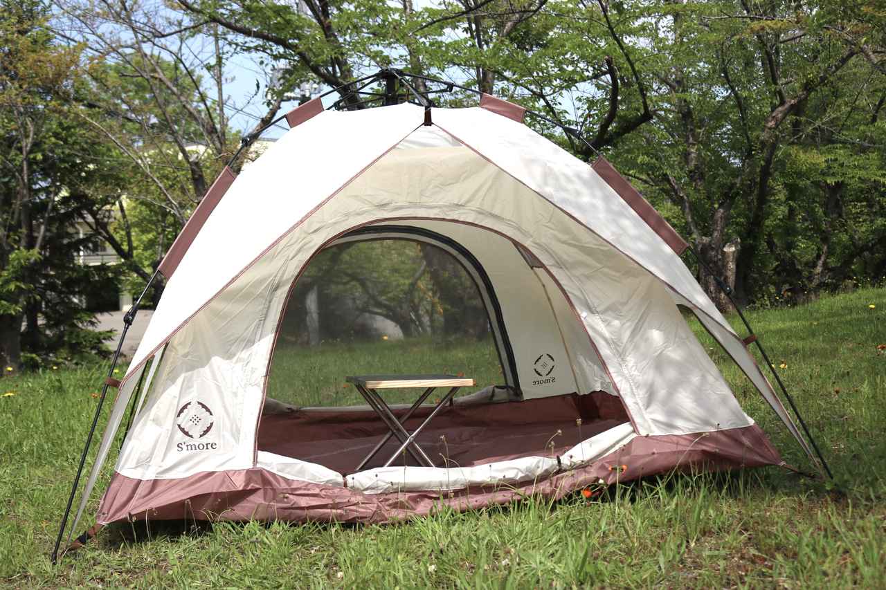 ポップアップで簡単設営！ S'more（スモア）のワンタッチテント