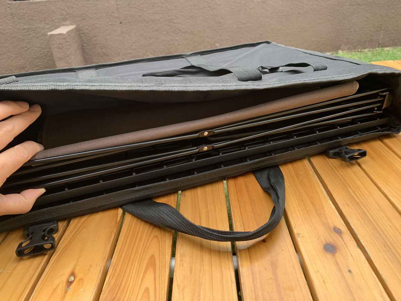 おしゃれな分別ゴミ箱『ユニフレーム／UFダストスタンド4』でキャンプ