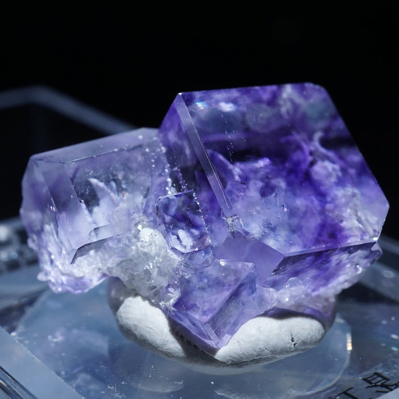 中国 浙江省産 フローライト – 天然石ハッピーギフト