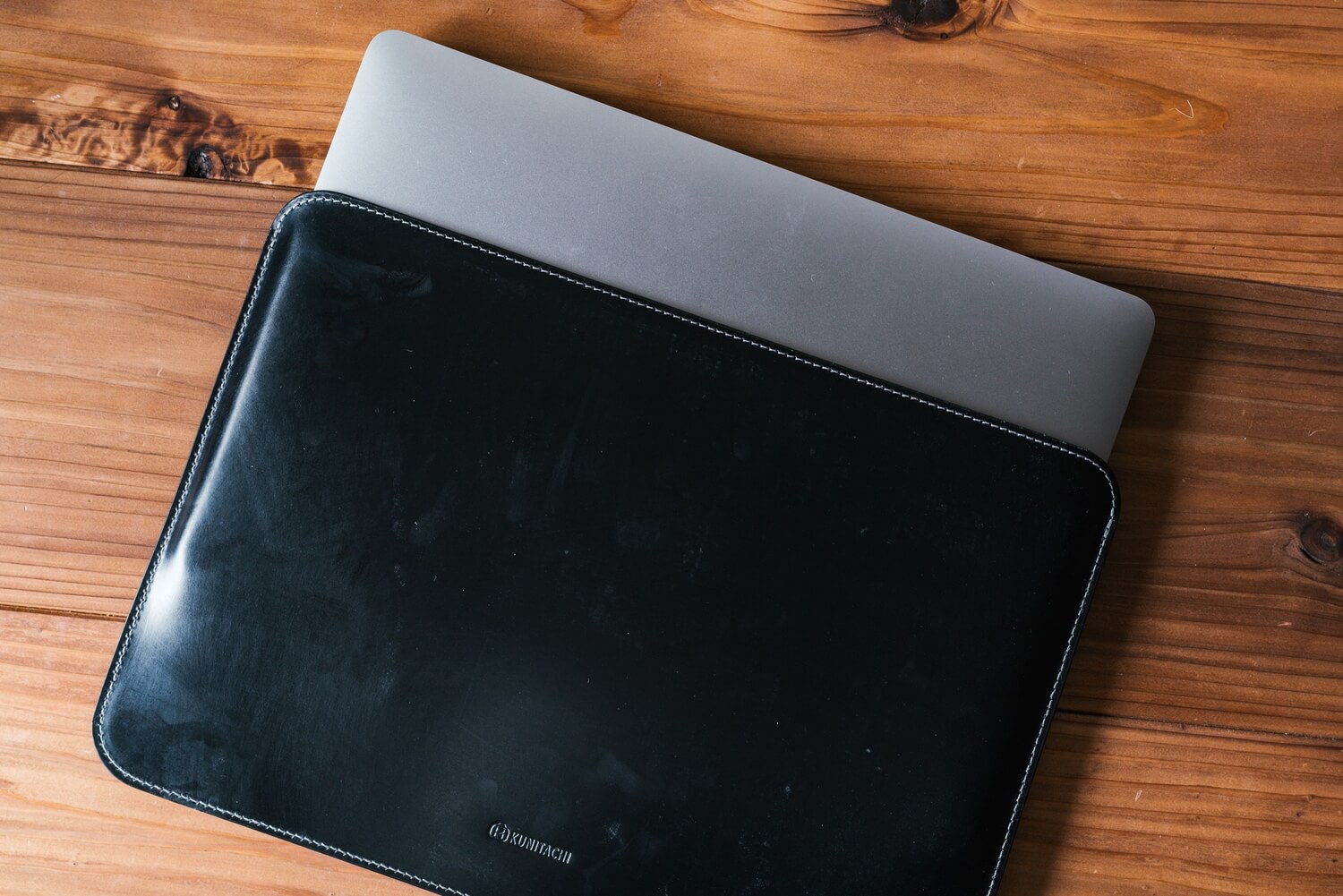 MacBook Pro 13インチ用「国立商店のレザースリーブ」レビュー