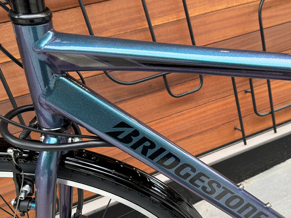 上杉本店】2025年モデル入荷！ ブリヂストンの電動クロスバイク「TB1e