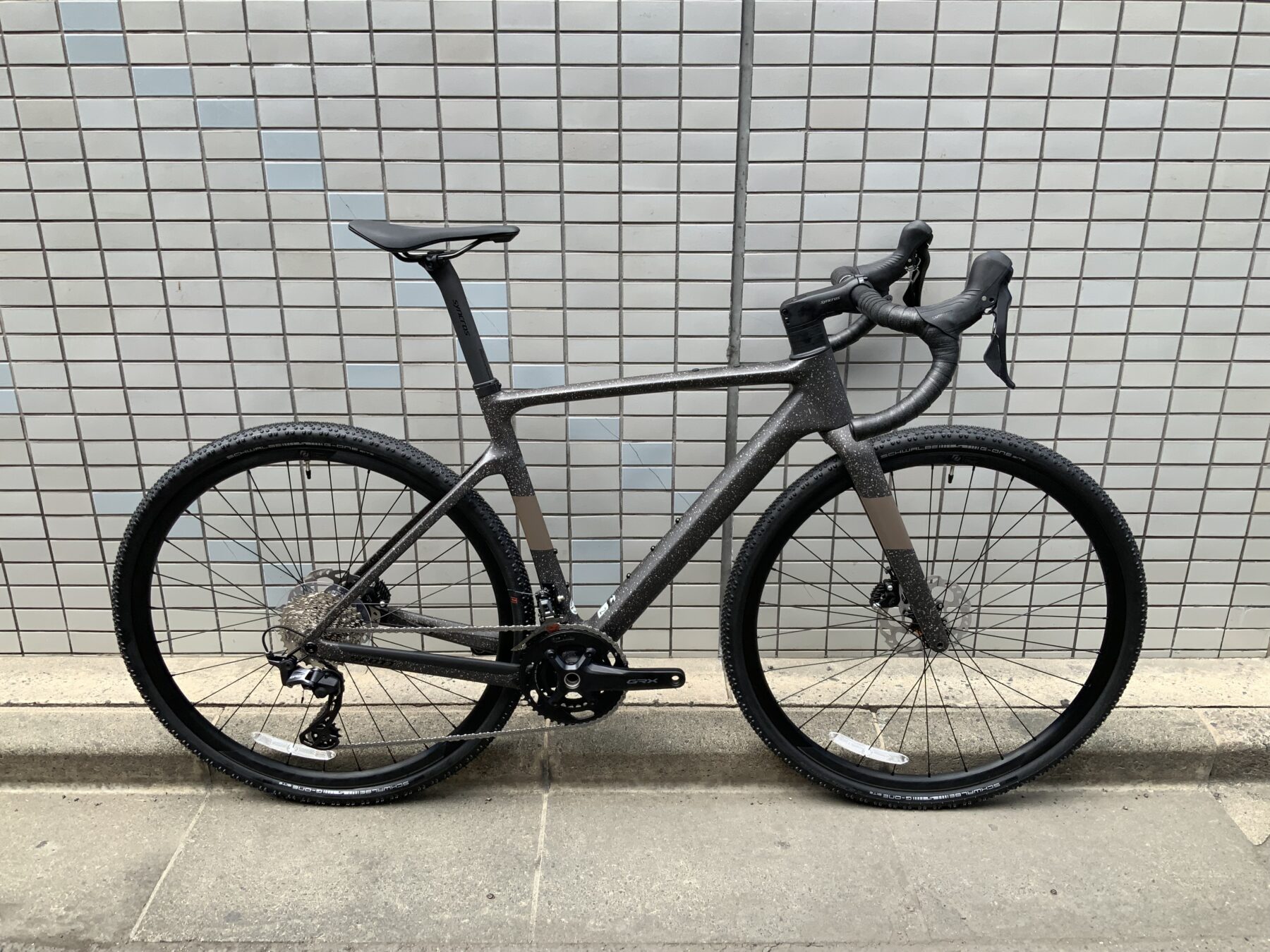 軽量、エアログラベルロードバイク？？入荷しました！！｜バイク