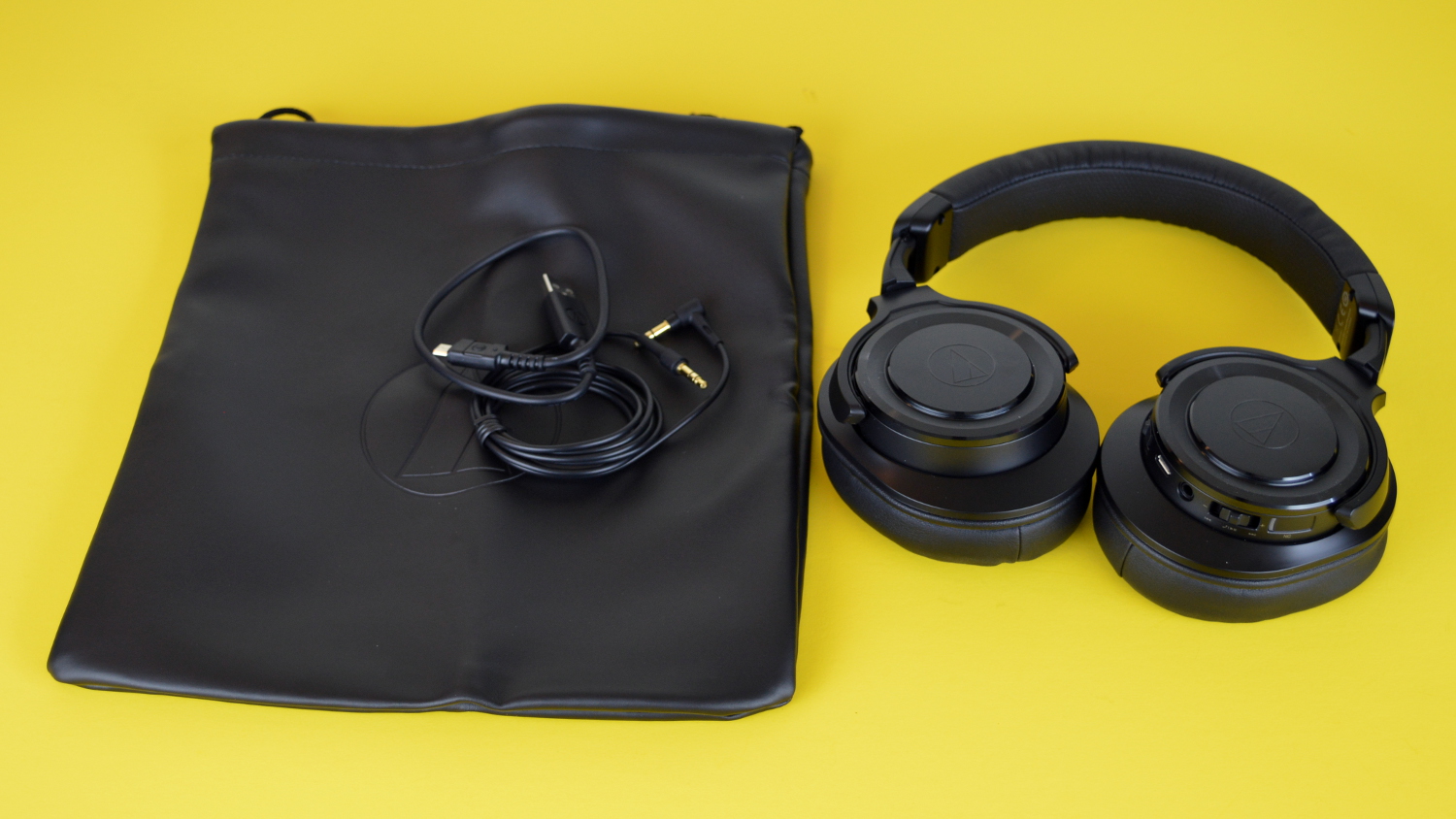 Audio Technica ATH-WS990BT Solid Bass Headphones Review