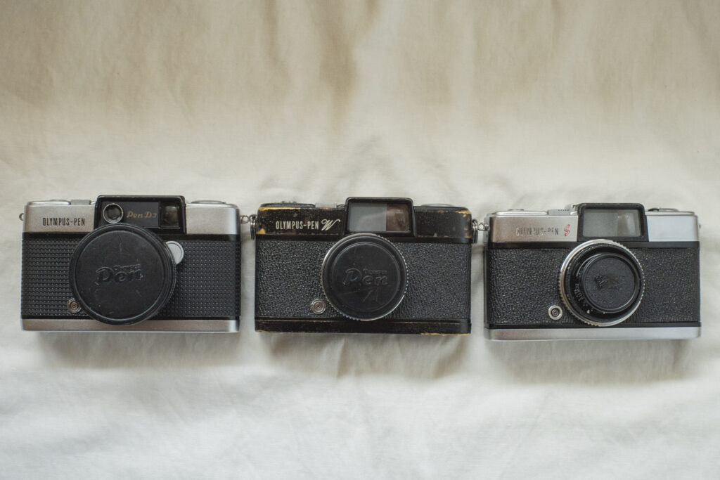 Olympus Pen W レビュー】ブラックペイントのロマン──シリーズ3台目