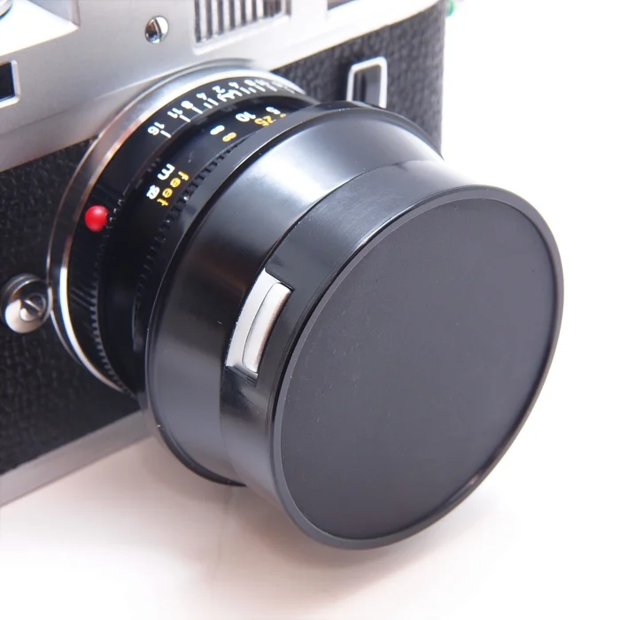 ライカレンズフード【IROOA】 に装着できるレンズキャップを見つけた