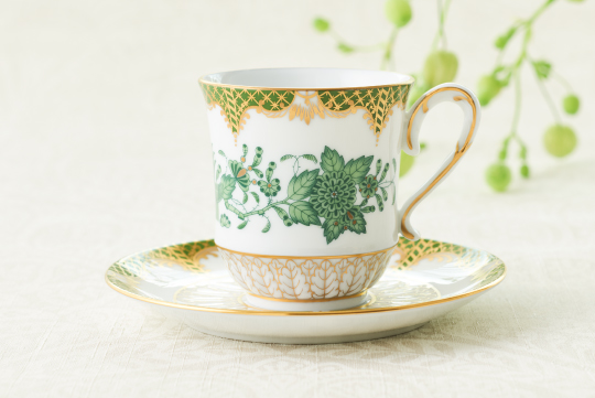 ヴィクトリア・ブーケ] ティーカップ&ソーサー