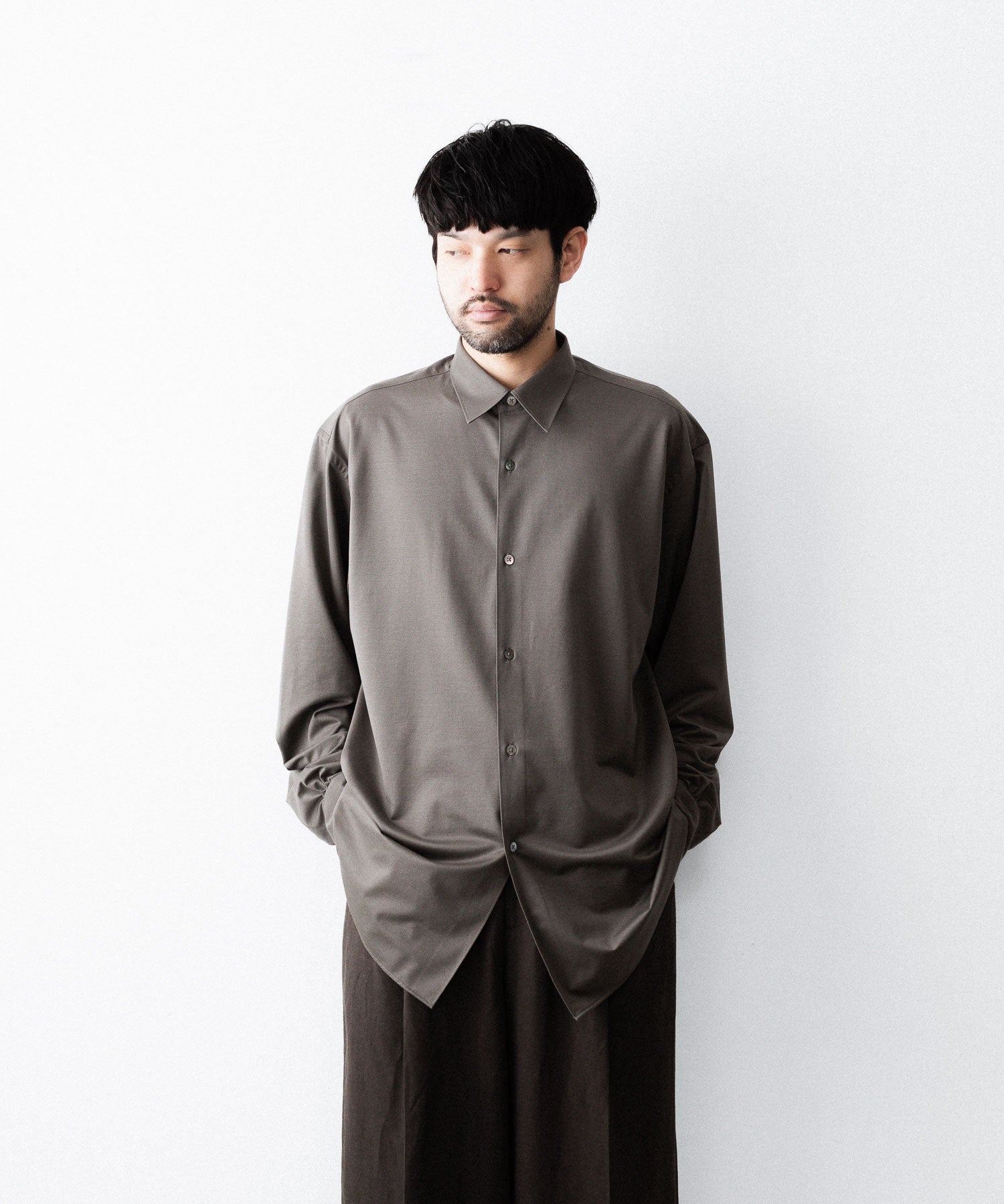 KANEMASA PHIL.】46G MODEST SHIRT - CHARCOAL | 公式通販サイト