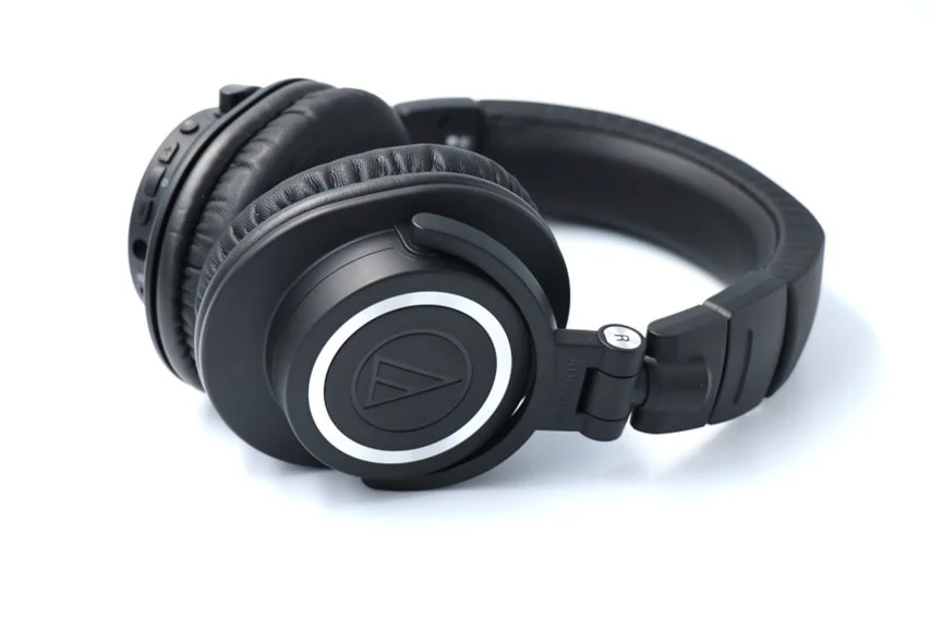 audio technica ATH-M50xBT2をレビュー。Bluetoothでも使えるプロ