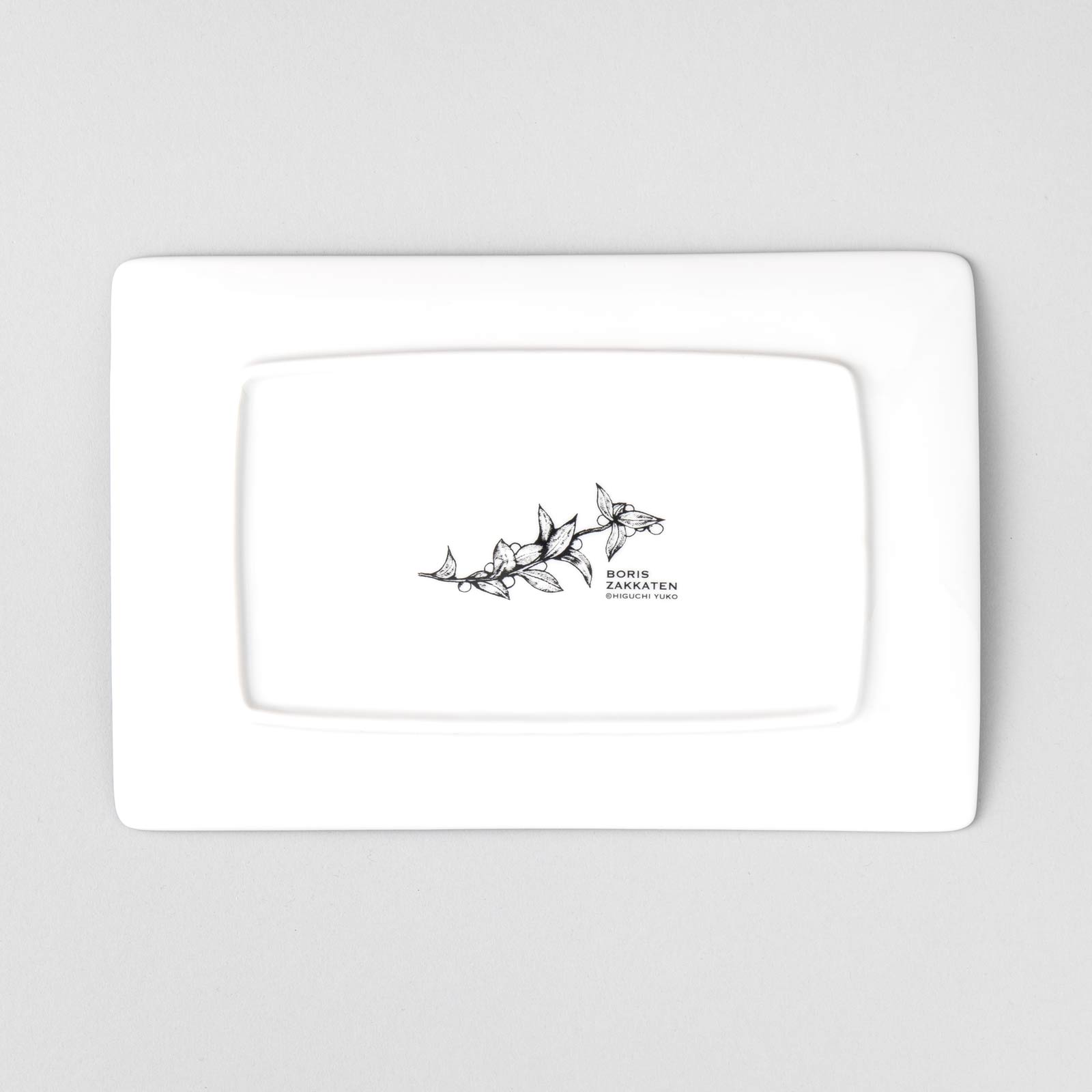 No,28 25cm長角皿 うさぎにのって – ボリス雑貨店