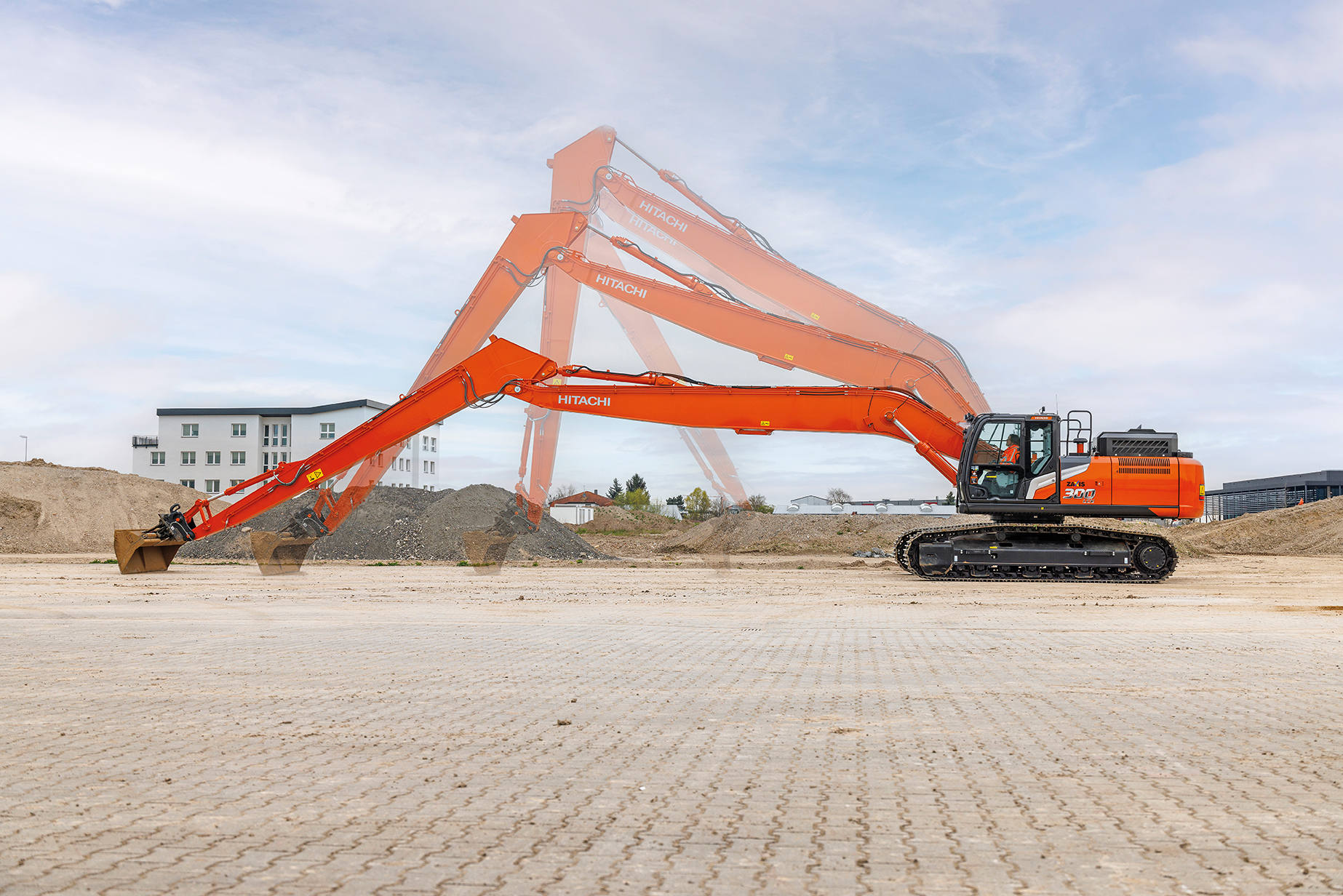 ZX250/300/350-7 SLF Super long front excavators - HitachiCM Europe