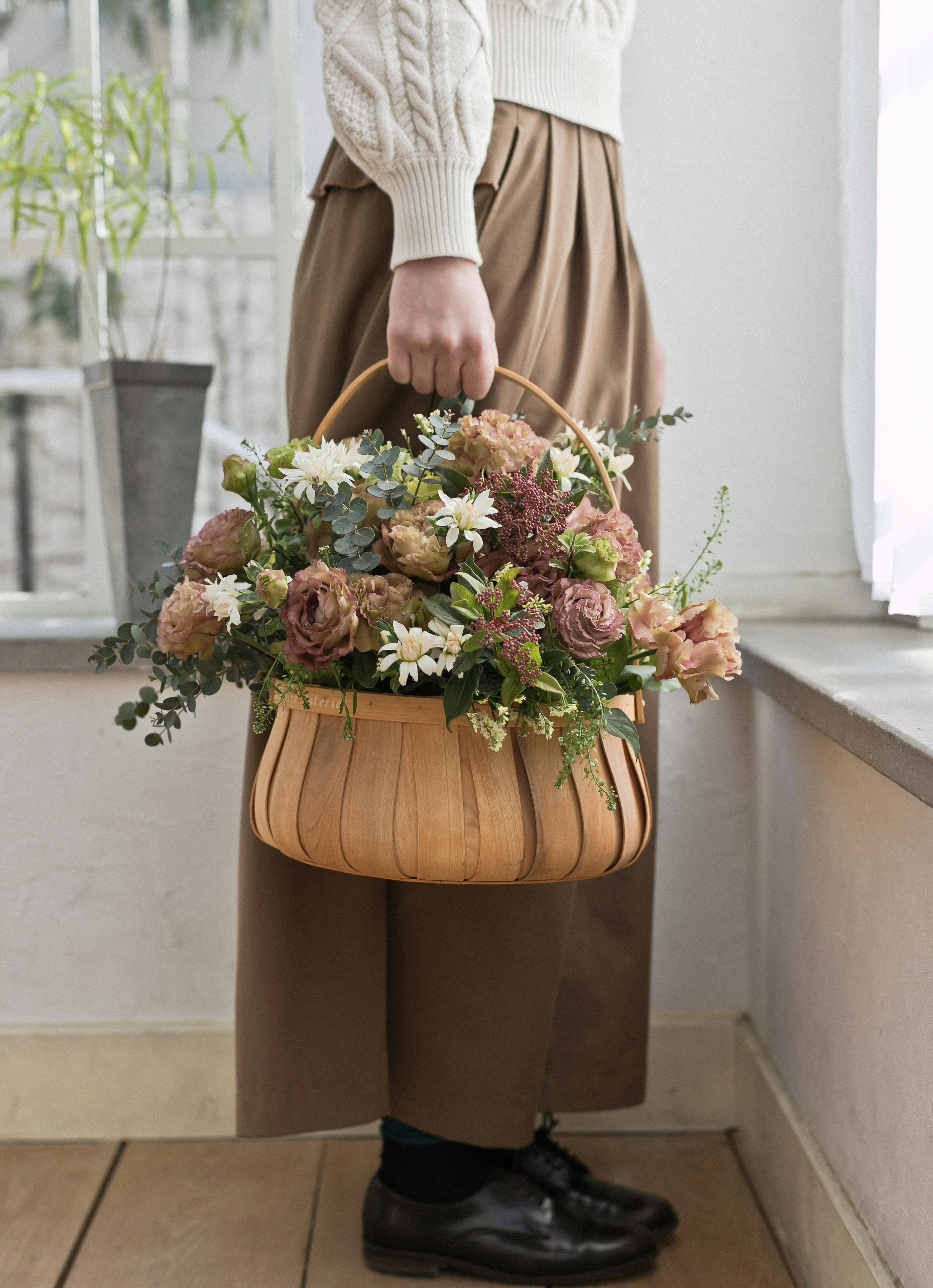 ブラウンのアレンジメント | フラワーギフトならHitoHana（ひとはな）