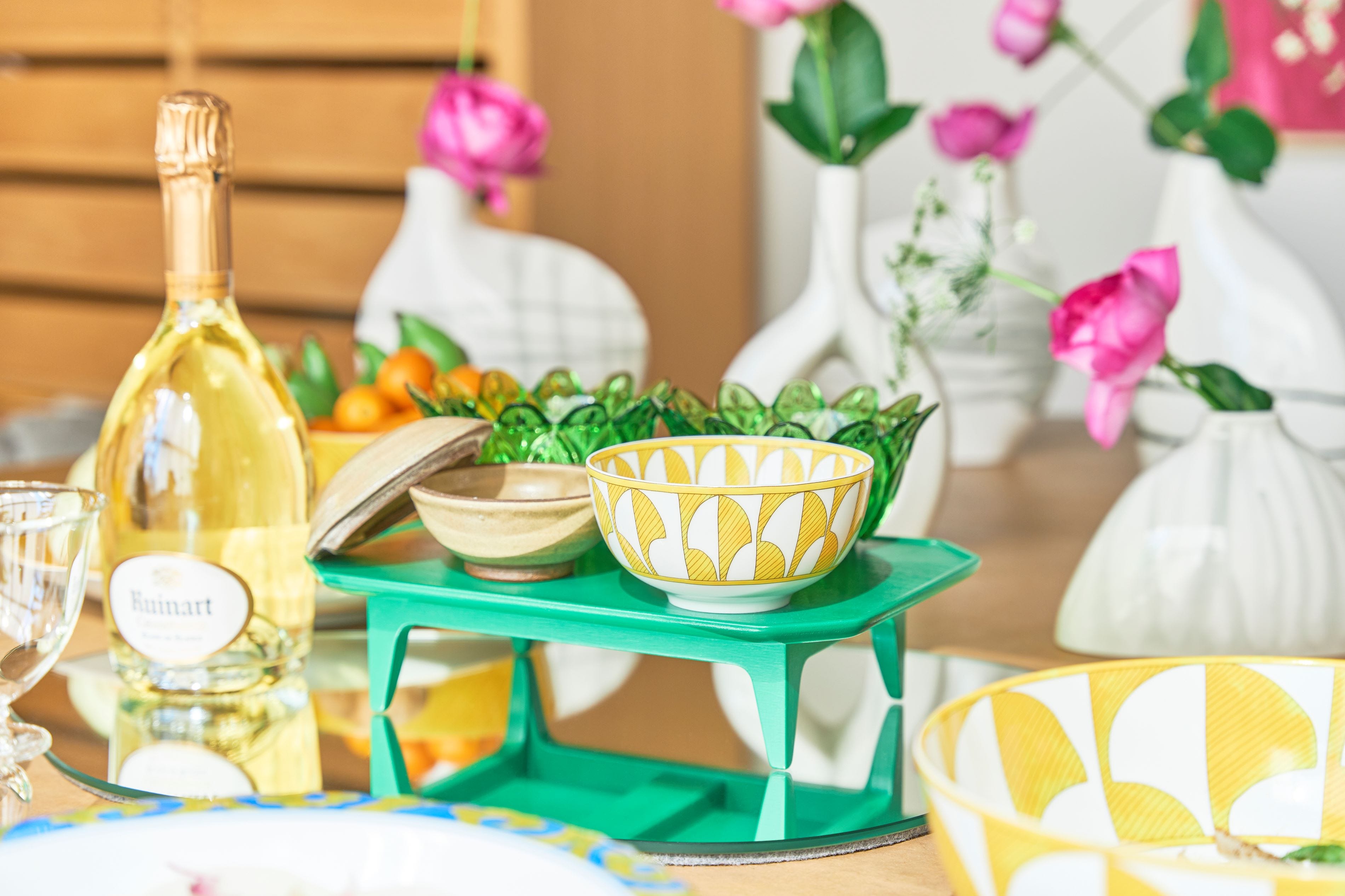 エルメスの食器がポイント！イエローの器使いで春を呼ぶテーブルとレシピ