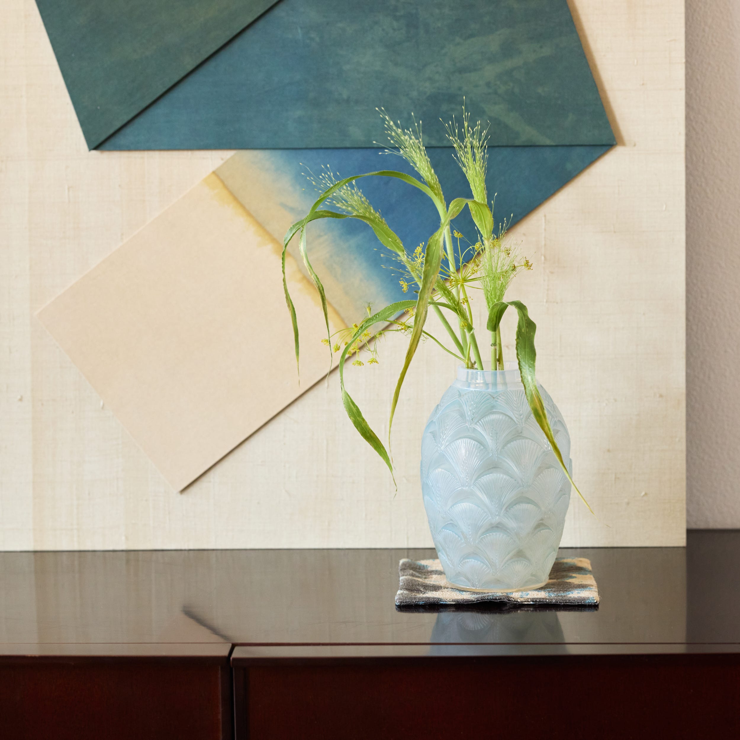 工芸への入り口、ルネ・ラリックのガラス 反復する植物柄に惹かれた理由